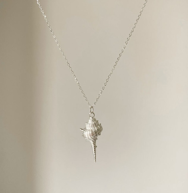 925 Sterling Silver Seashell Pendant Necklace